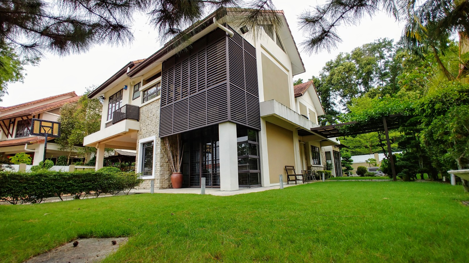 2 Sty Bungalow at Bidai Residence, Bukit Jelutong [LA:8000]